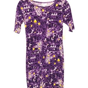 LuLaRoe Julia Dress NWT
2nd Pic Size Chart